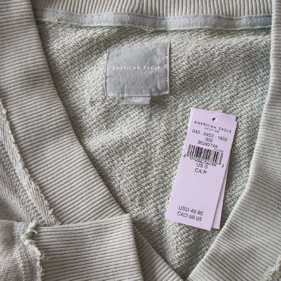 American Eagle Sweater - Picture 2 of 6